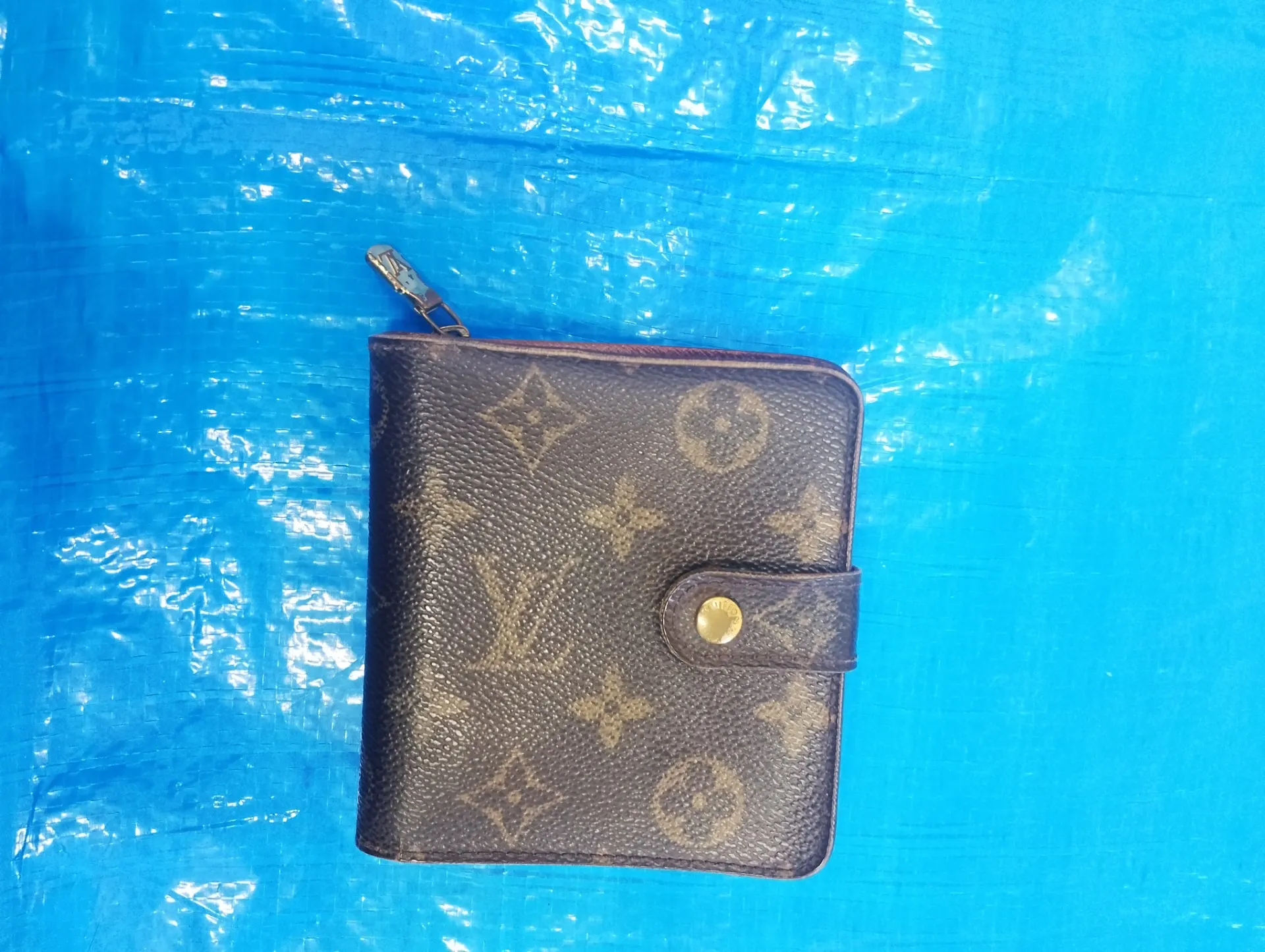財布